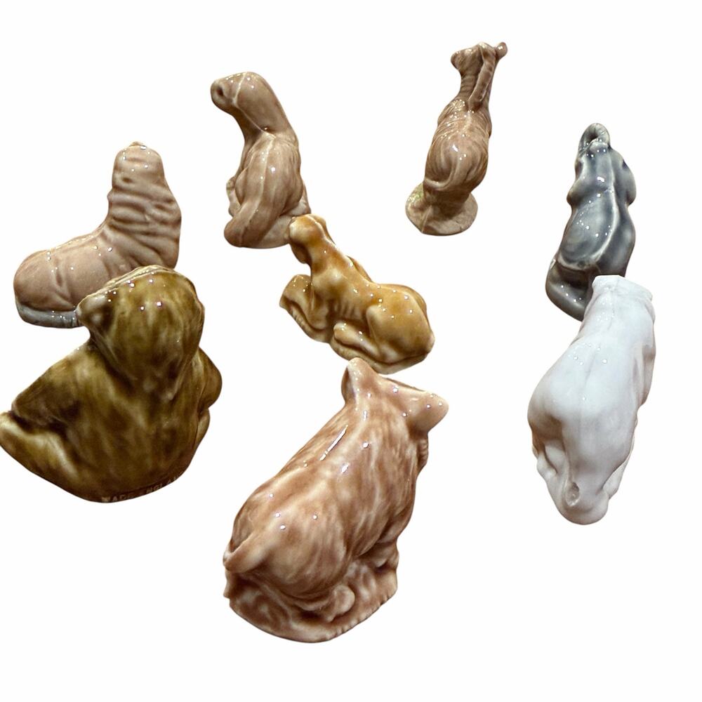 Wade Whimsies: Polar Bear, Lionness, Walrus, Elephant, Zebra, Chimp, Otter, Boar - Picture 4 of 6